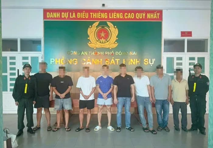 Việt Nam triệt phá đường dây cá độ bóng đá liên tỉnh hơn 70 tỉ đồng/tháng