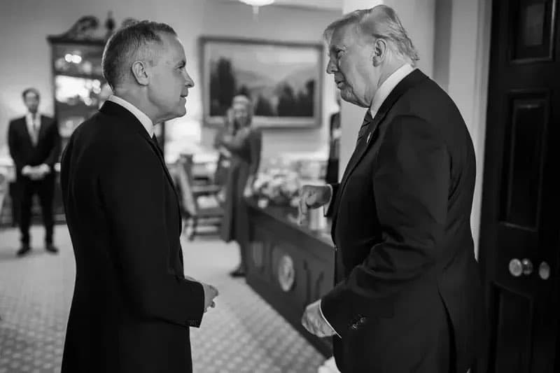 Trump cảnh báo áp thuế 100% nếu Canada đạt thỏa thuận với Trung Quốc