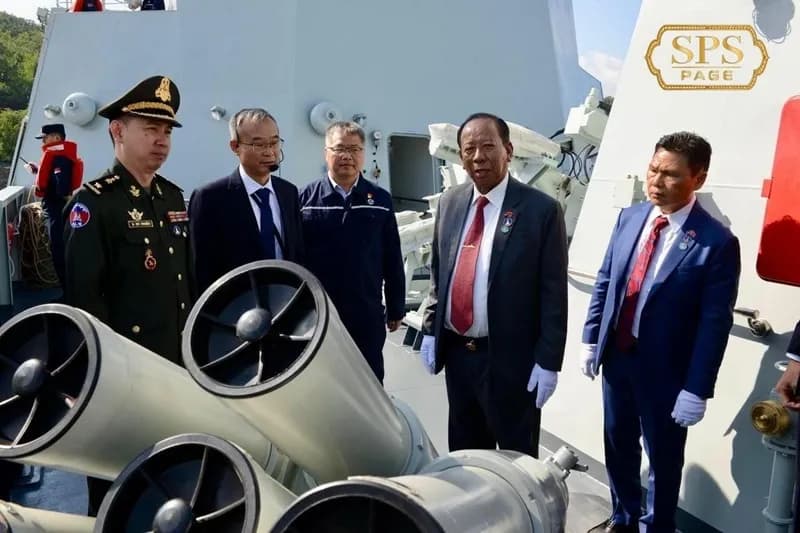 Trung Quốc sắp bàn giao tàu chiến cho Campuchia