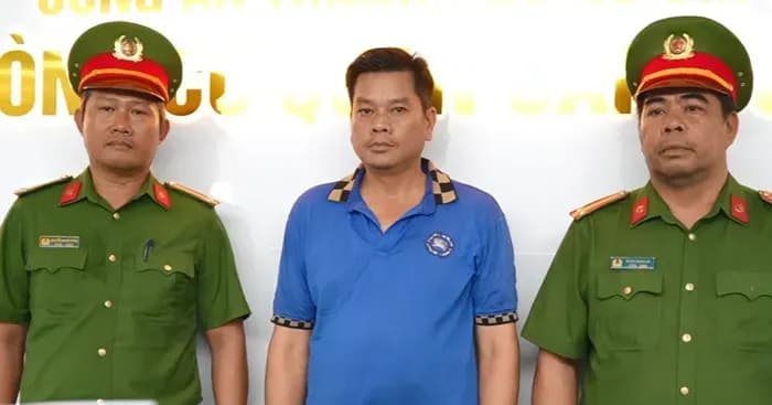 Triệt phá đường dây mua bán hơn 2,4 tấn xyanua từ Campuchia về Việt Nam