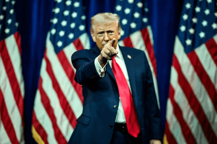 Hoa Kỳ áp thuế 25% lên các đối tác thương mại của Iran 