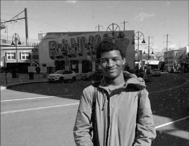 Vụ 11 xe cảnh sát ở New York bị phóng hoả, một nhà hoạt động nhận tội