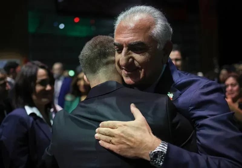 Thái tử lưu vong Iran nói, sự can thiệp của Hoa Kỳ mang tính “nhân đạo”