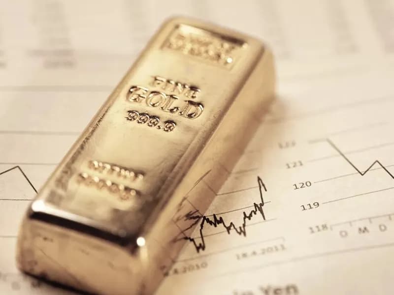 Căng thẳng Trung Đông đẩy giá vàng và giá dầu tăng vọt