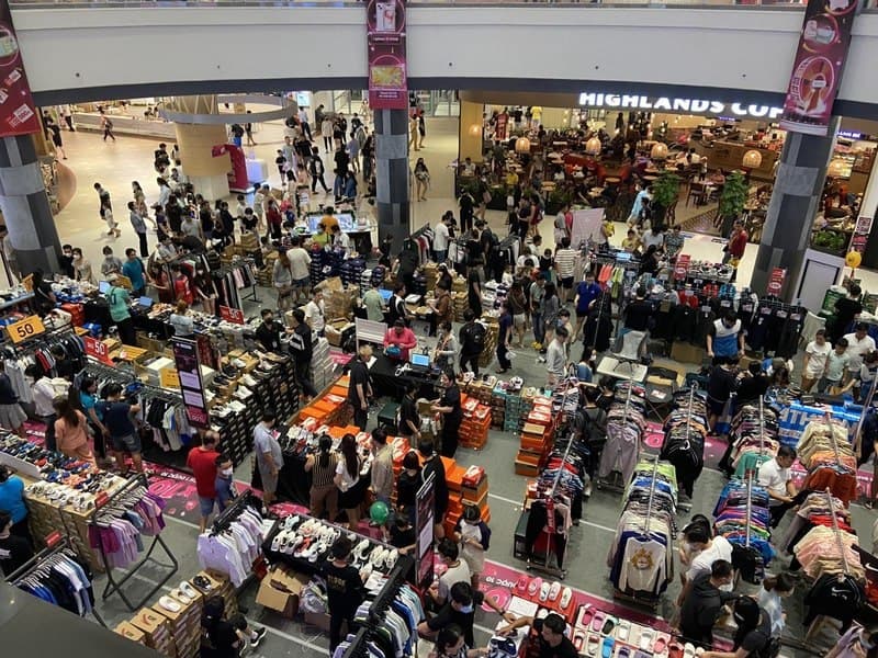 Black Friday: Bí mật đằng sau cơn sốt mua sắm toàn cầu